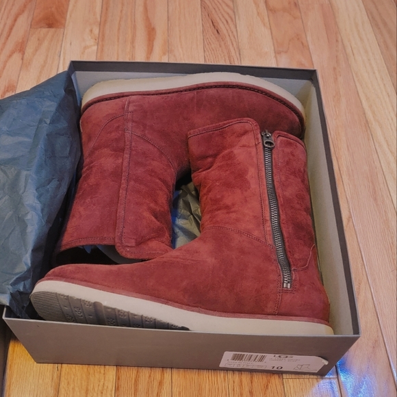 UGG | Shoes | Ugg Abree Short Rust Color | Poshmark
